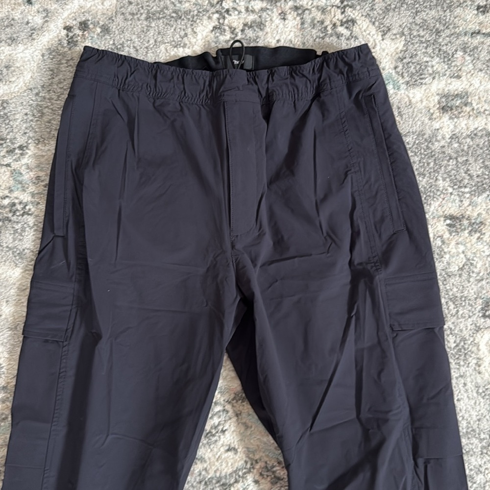Theory Douglas Precision Stretch-Shell Sweatpants - Picture 2 of 11